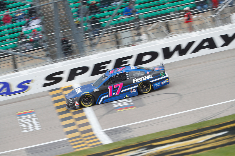 Buescher Battles to Finish 21st in Kansas