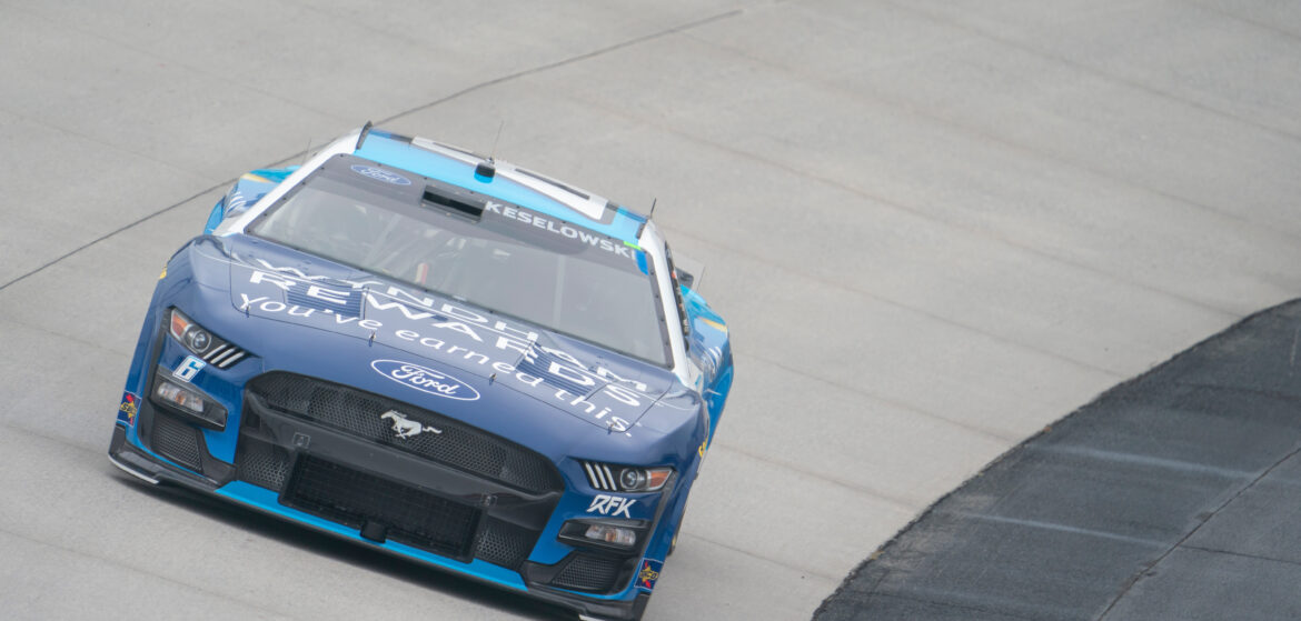 Keselowski Earns Second-Straight Top-10 at Dover